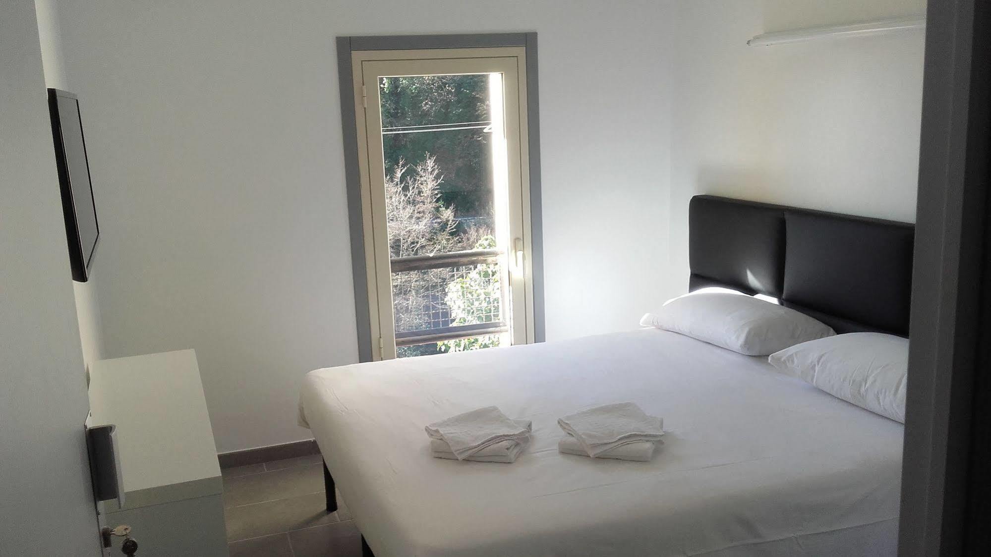 Le Relais De Monti Hotel Menton Eksteriør billede